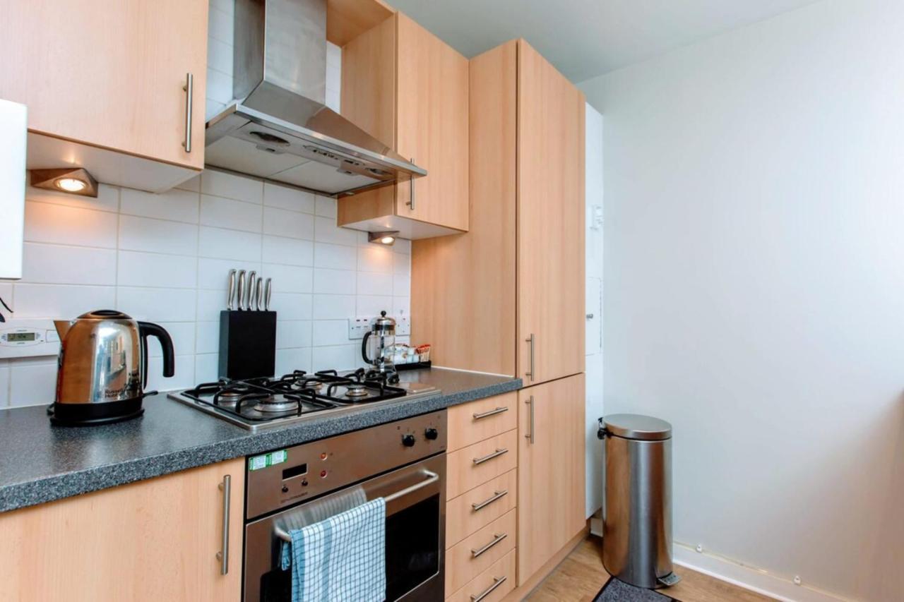 Bright And Stylish Apartment - Old Town إدنبرة المظهر الخارجي الصورة
