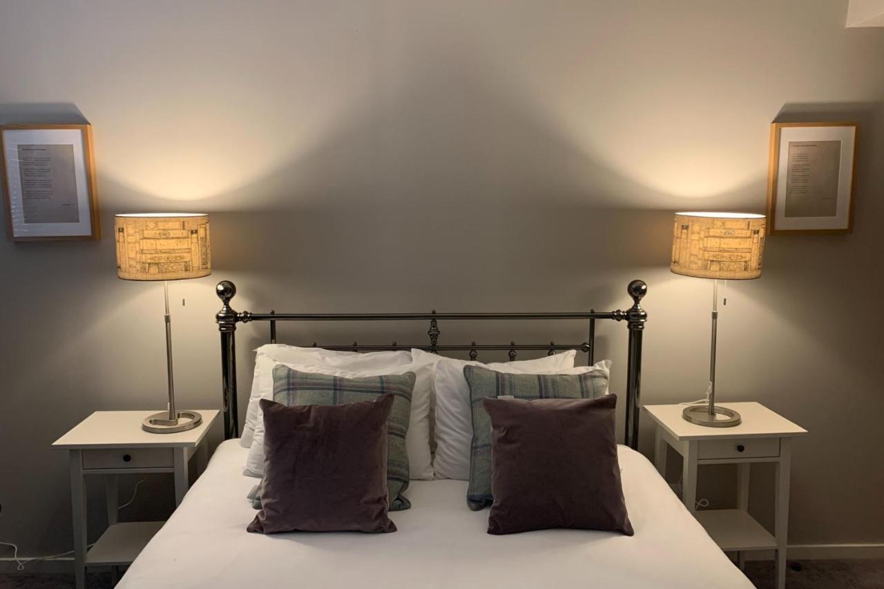 Bright And Stylish Apartment - Old Town إدنبرة المظهر الخارجي الصورة